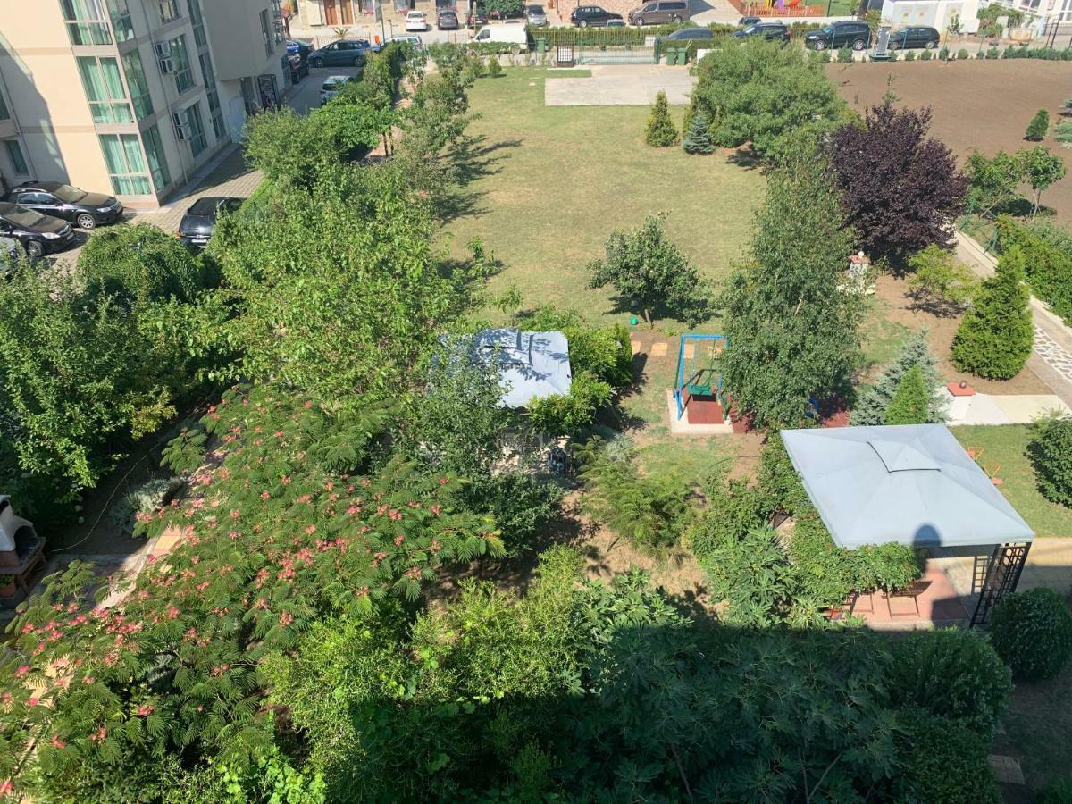 Lilia Guest House Nesebar Exterior photo